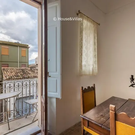 Curry Apartamento Noto